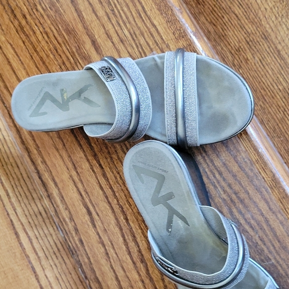 AK Anne Klein Sport Silver Slip On Sandals Size 8 - Picture 8 of 11